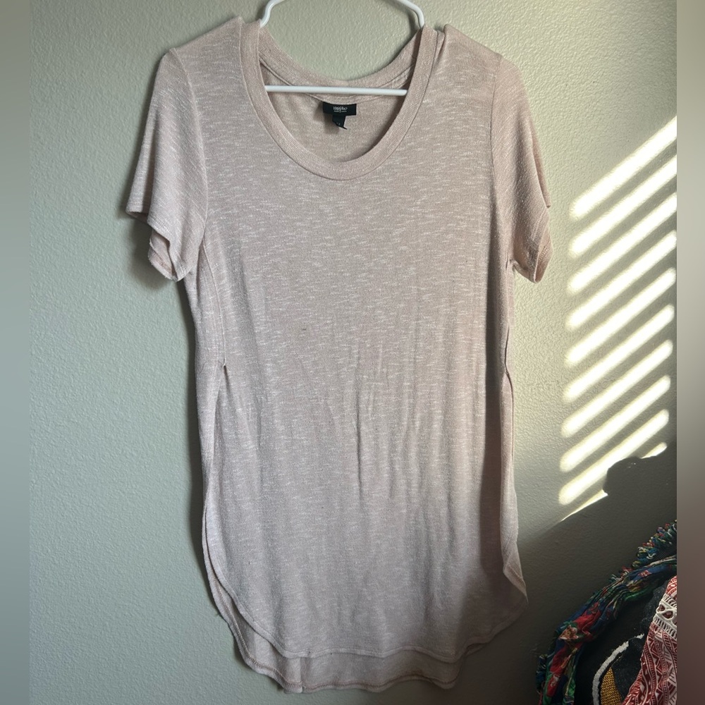 Tshirt with manufactured high slit sides size medium